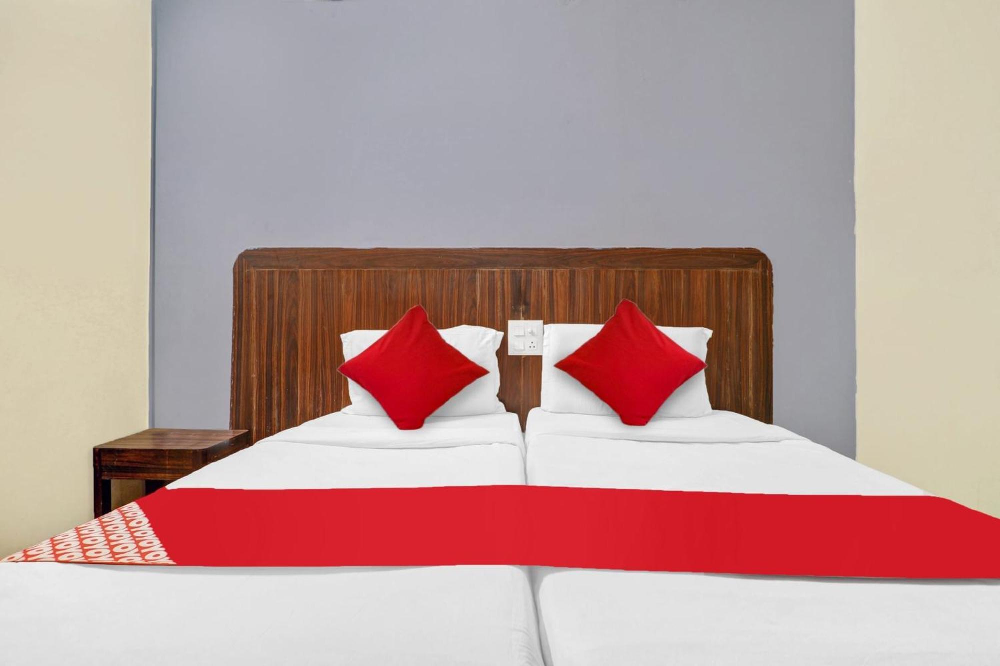 Hotel O Hrr Hotels Near Paradise Circle Secunderabad Exterior photo